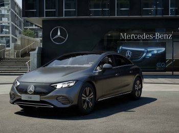 Mercedes-Benz EQE 300 Business-Edition / Stoelverwarming / Achteruitrijcamera / 7